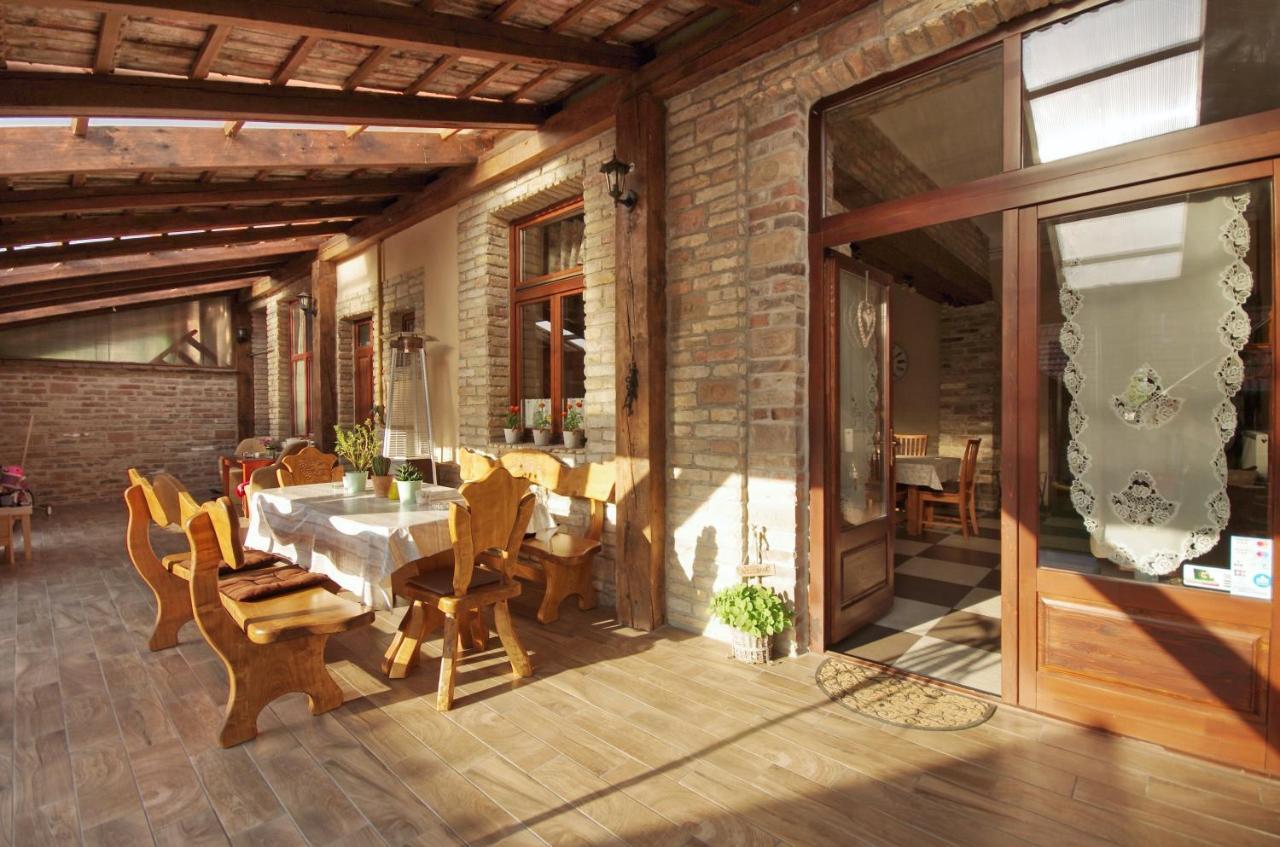 Villa Rusztika Gyula Εξωτερικό φωτογραφία