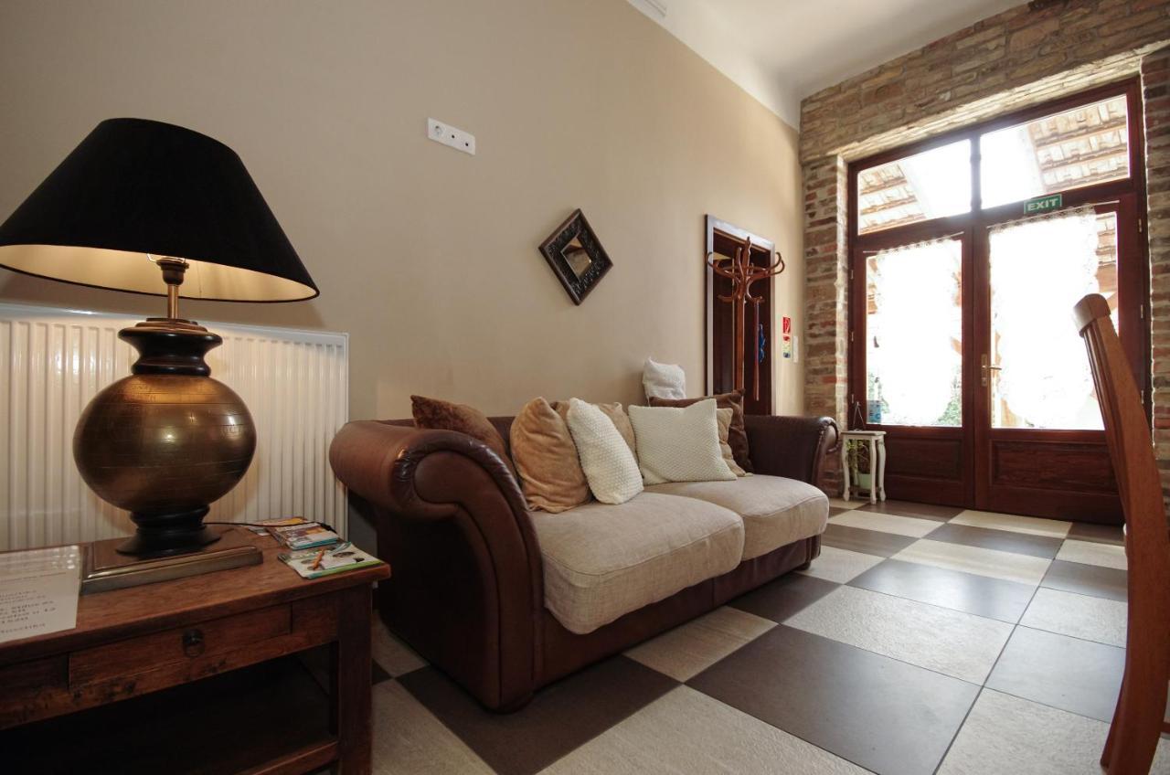 Villa Rusztika Gyula Εξωτερικό φωτογραφία